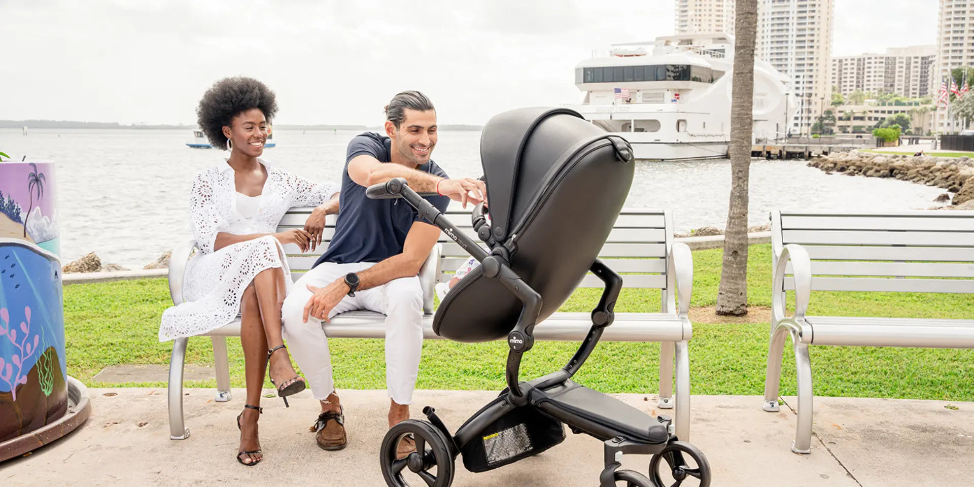 Luxury Stroller with Hard Shell Canopy | Xari Signature Collection