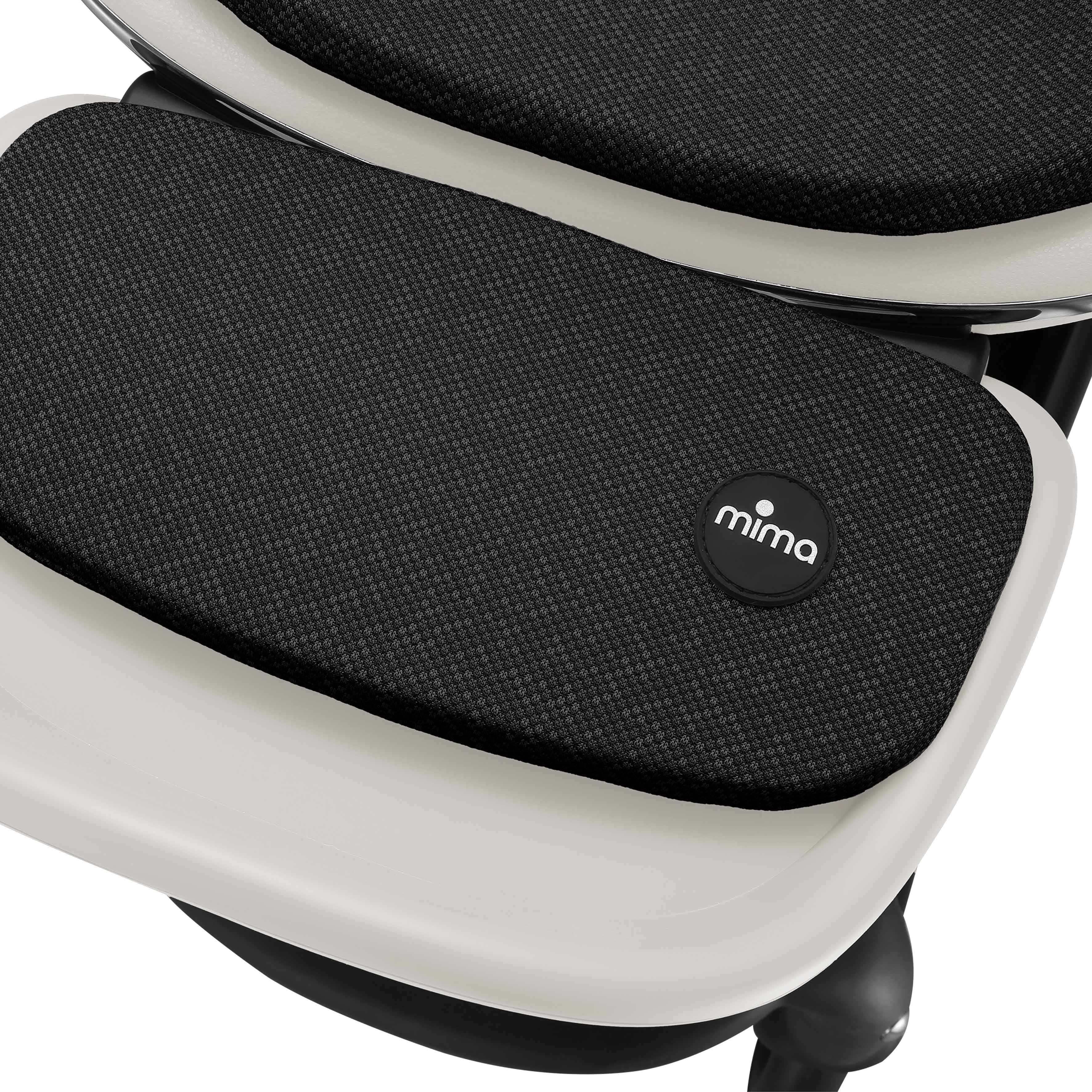mima creo stroller footrest detail in white showing fabric texture 