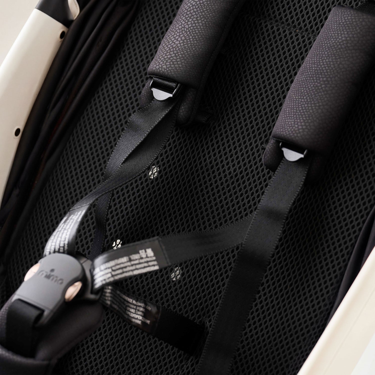 close up of summer pad detail on miro compact stroller in white 