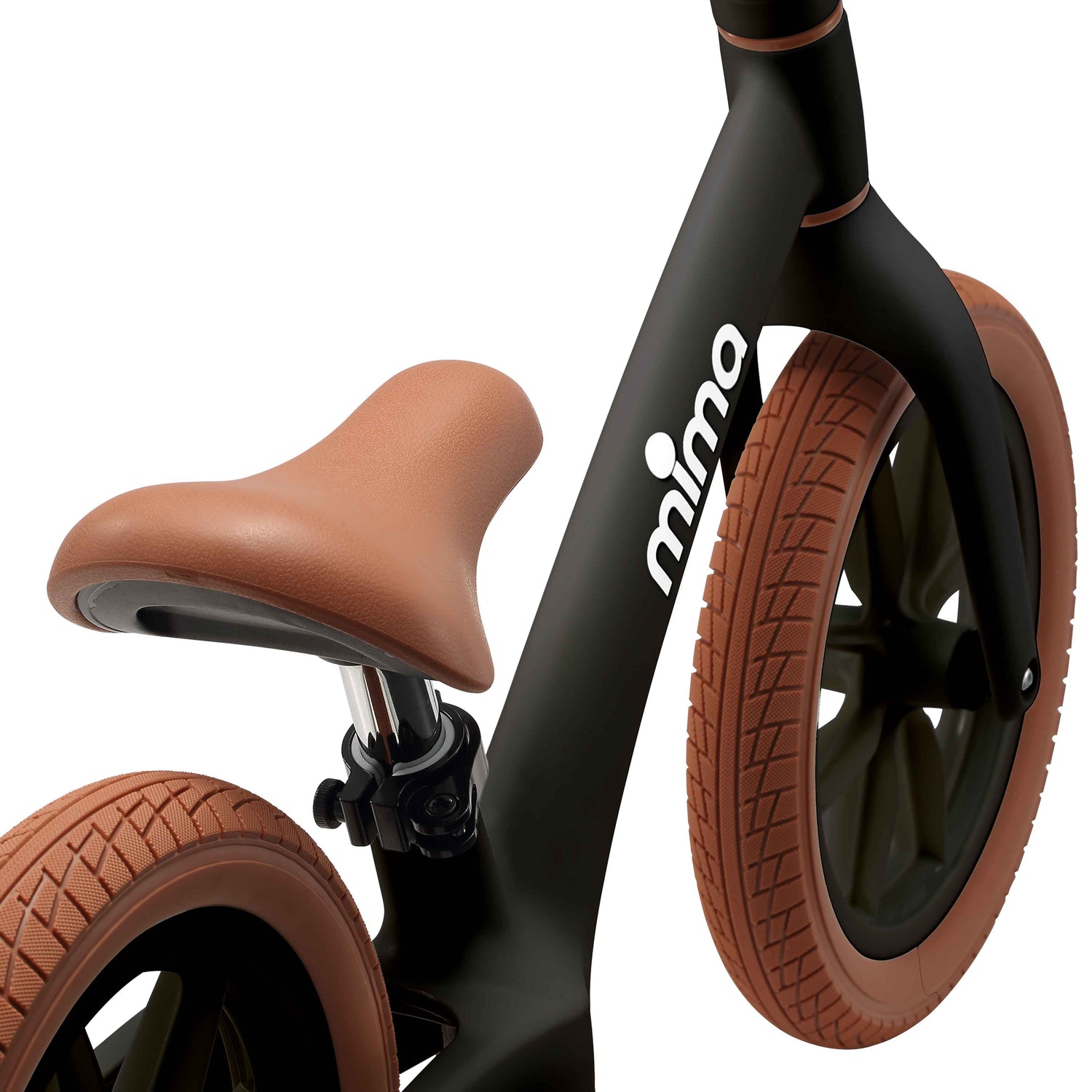 close up of the seat saddle on mima zoom lite balance bike in black 